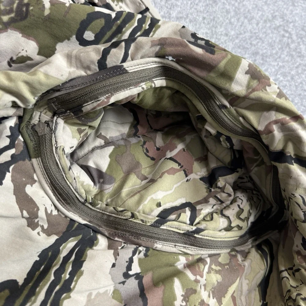 Under Armour Ridge Reaper 23 2-in-1 Jacket Medium Camo Hunting Removable Sleeves - Picture 3 of 15